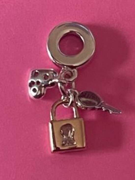 Pandora Two-tone Key, Padlock & Heart Triple Dangle Charm - Picture 4 of 4